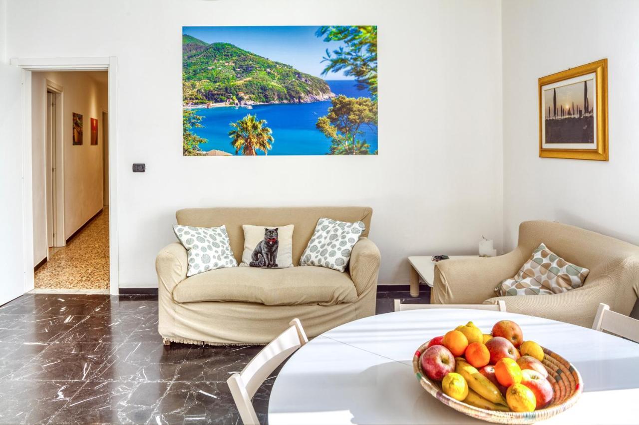 Gianluca Apartment Леванто Экстерьер фото