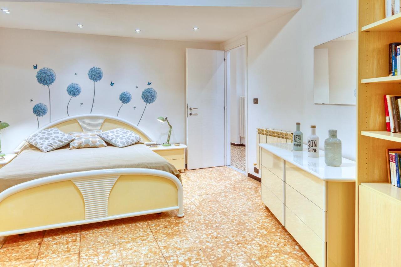 Gianluca Apartment Леванто Экстерьер фото