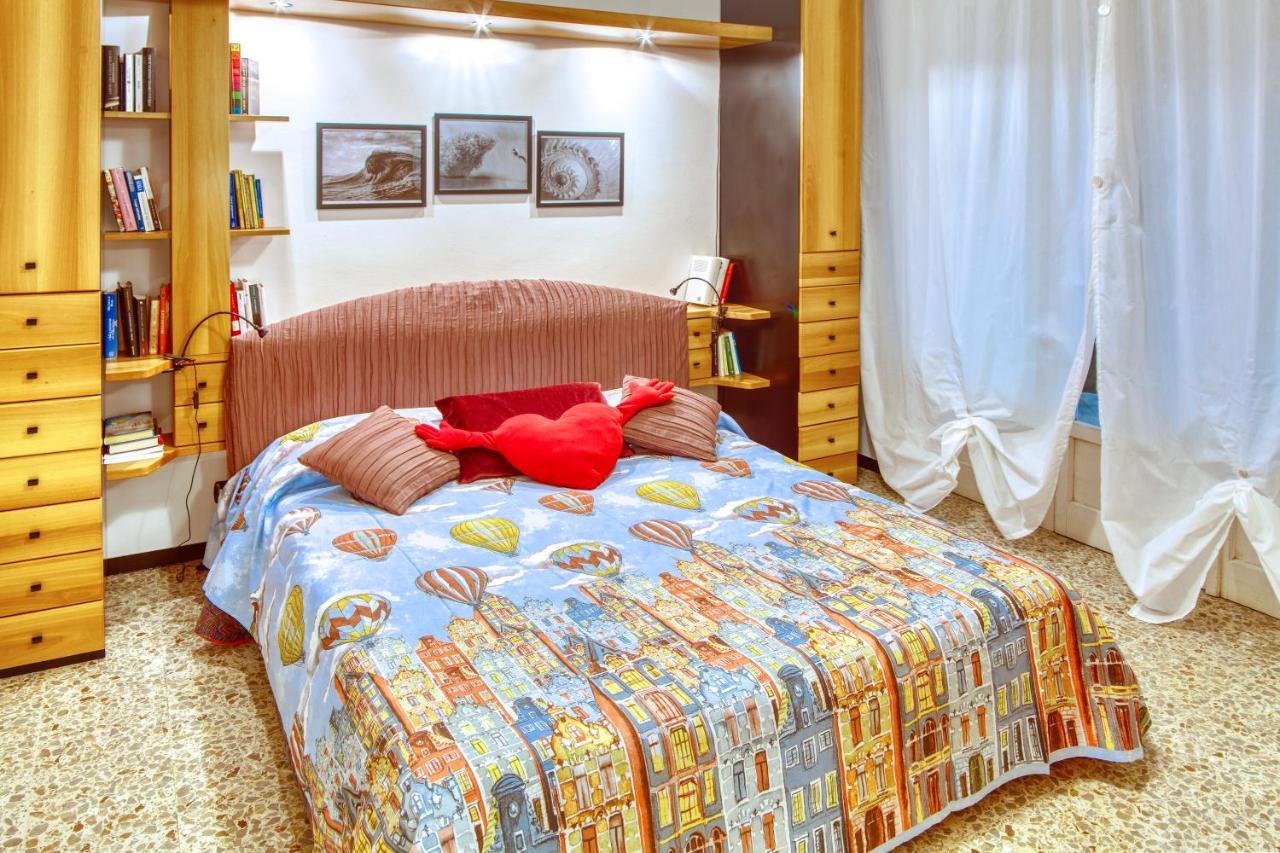 Gianluca Apartment Леванто Экстерьер фото