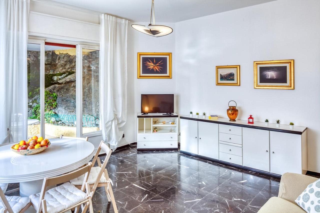 Gianluca Apartment Леванто Экстерьер фото